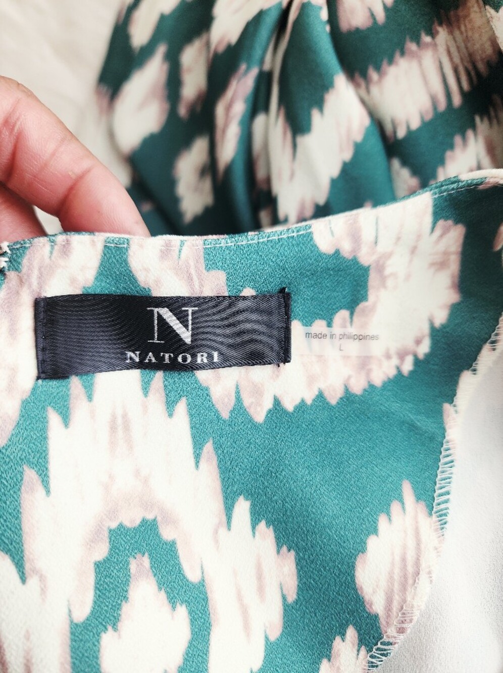 N NATORI GINZA WOVEN CREPE HANDKERCHIEF DRESS GEOMETRIC PRINT SIZE LARGE